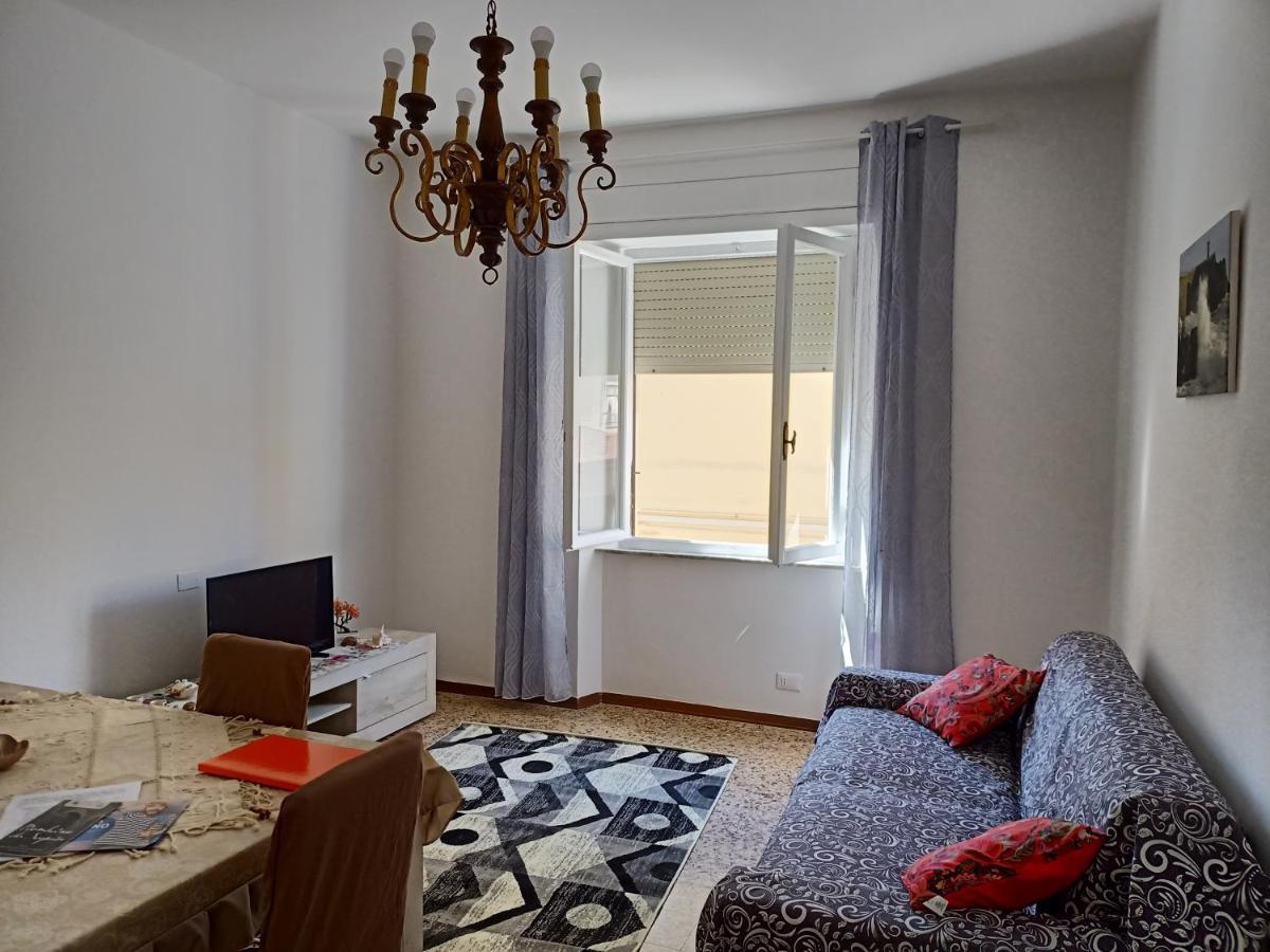 Casa Ilanfra - Appartamenti Gabbiano, Farfalla E Stella Marina Piombino Buitenkant foto