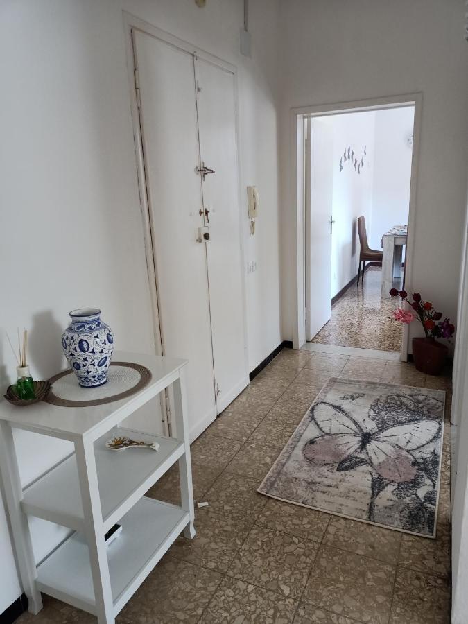 Casa Ilanfra - Appartamenti Gabbiano, Farfalla E Stella Marina Piombino Buitenkant foto