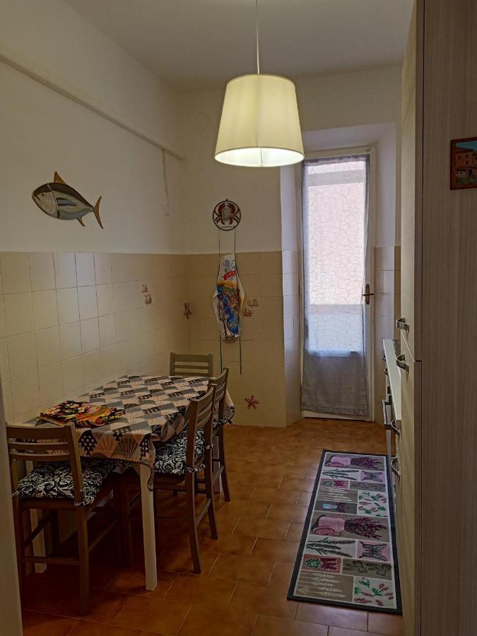 Casa Ilanfra - Appartamenti Gabbiano, Farfalla E Stella Marina Piombino Buitenkant foto