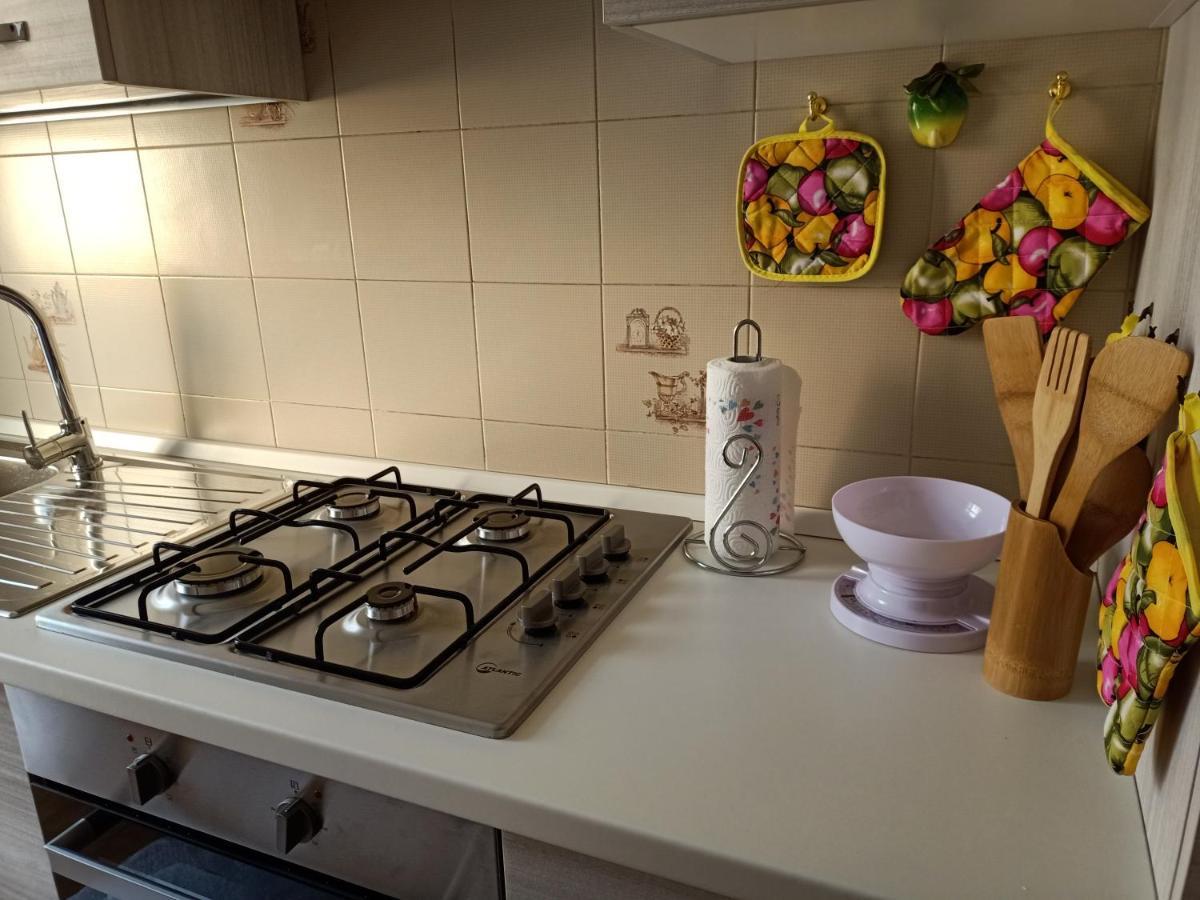 Casa Ilanfra - Appartamenti Gabbiano, Farfalla E Stella Marina Piombino Buitenkant foto