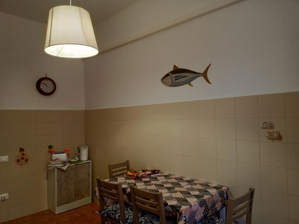 Casa Ilanfra - Appartamenti Gabbiano, Farfalla E Stella Marina Piombino Buitenkant foto