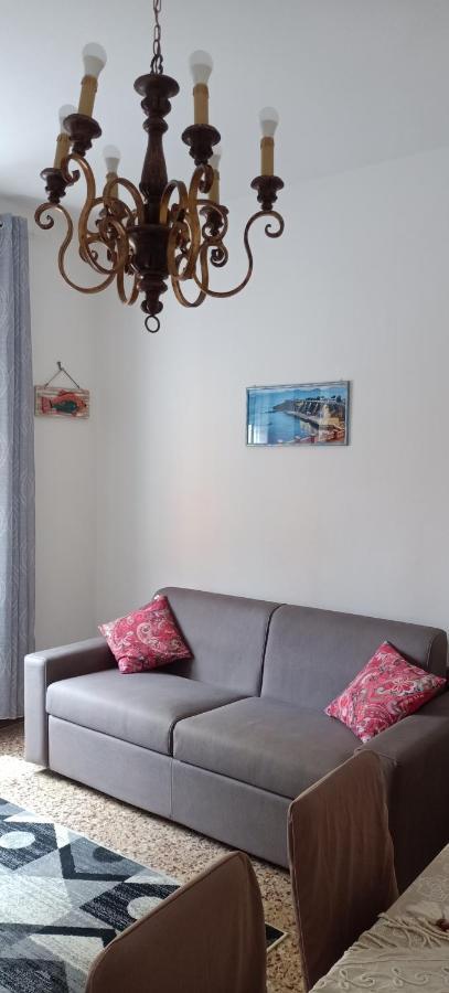 Casa Ilanfra - Appartamenti Gabbiano, Farfalla E Stella Marina Piombino Buitenkant foto