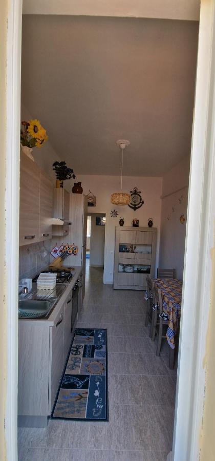 Casa Ilanfra - Appartamenti Gabbiano, Farfalla E Stella Marina Piombino Buitenkant foto