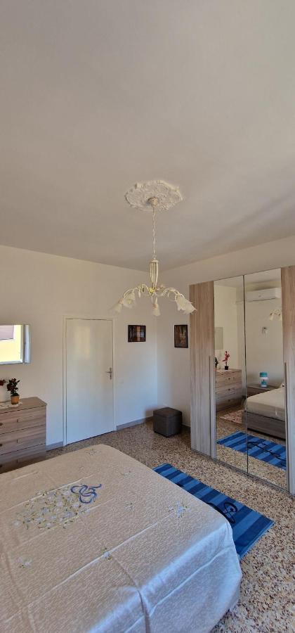 Casa Ilanfra - Appartamenti Gabbiano, Farfalla E Stella Marina Piombino Buitenkant foto