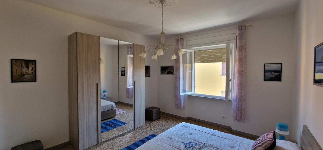 Casa Ilanfra - Appartamenti Gabbiano, Farfalla E Stella Marina Piombino Buitenkant foto