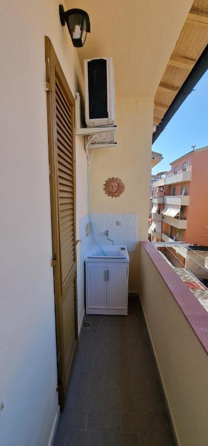 Casa Ilanfra - Appartamenti Gabbiano, Farfalla E Stella Marina Piombino Buitenkant foto