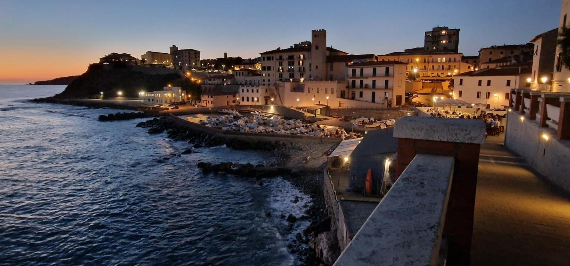 Casa Ilanfra - Appartamenti Gabbiano, Farfalla E Stella Marina Piombino Buitenkant foto